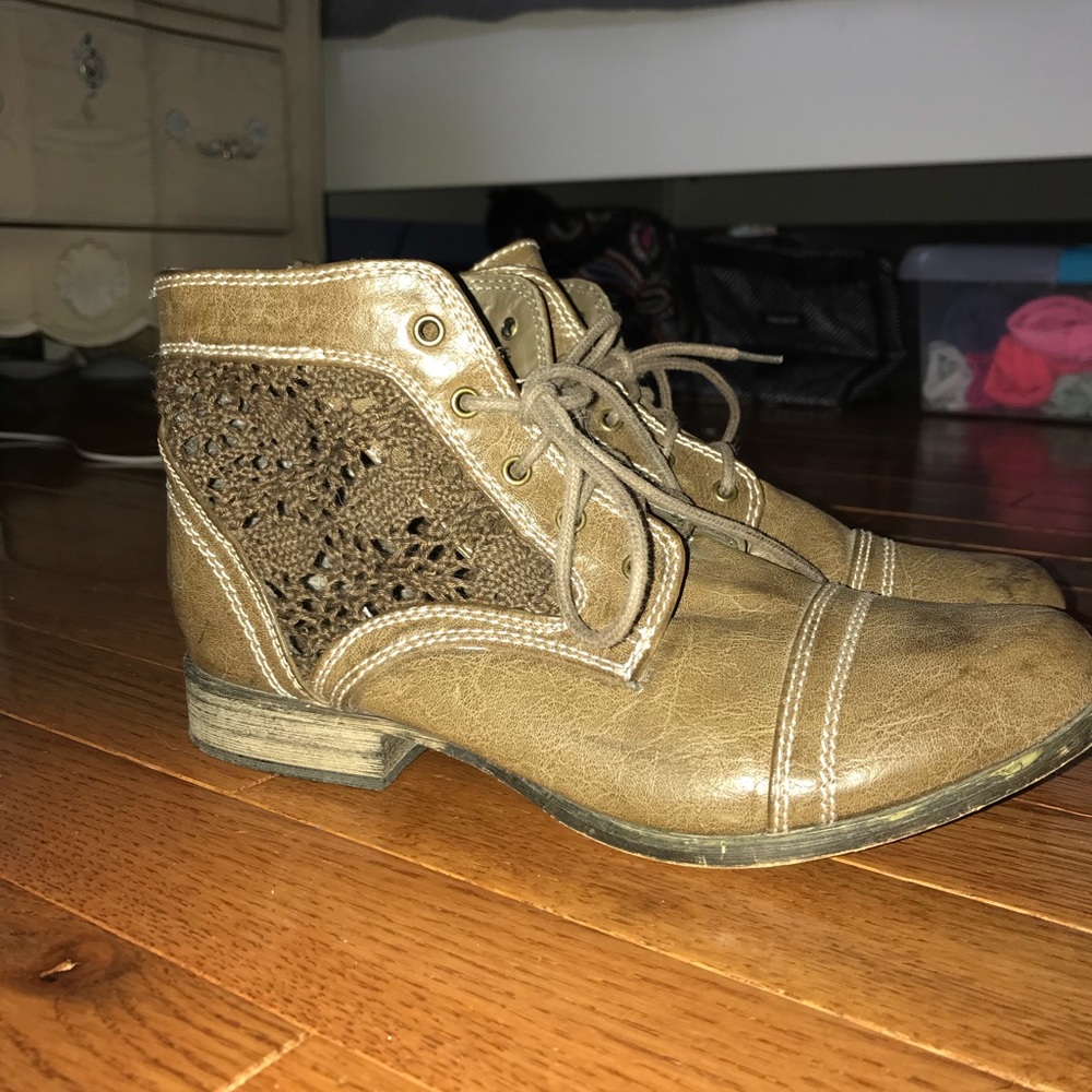 Booties - Picture 4 of 6